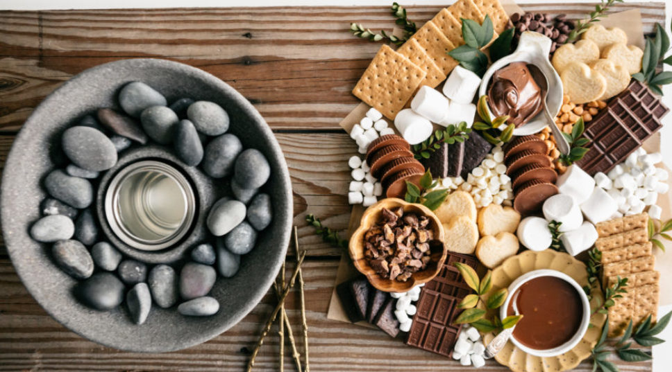 How to Make Your Own Awe-Inspiring S'mores Board