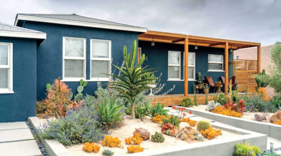 17 Landscaping and Design Ideas for Added Curb Appeal