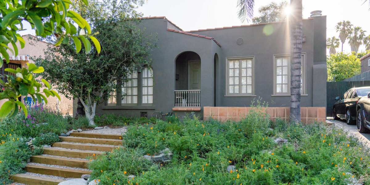 Terremoto House Native Garden