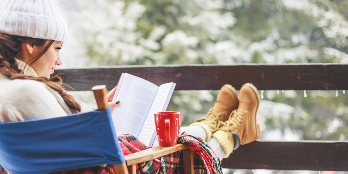 These Are the 8 Winter Reads You Need to Snuggle Up with Right Now
