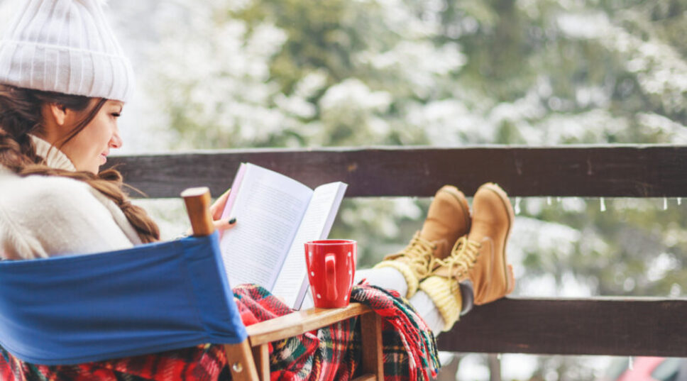 These Are the 8 Winter Reads You Need to Snuggle Up with Right Now