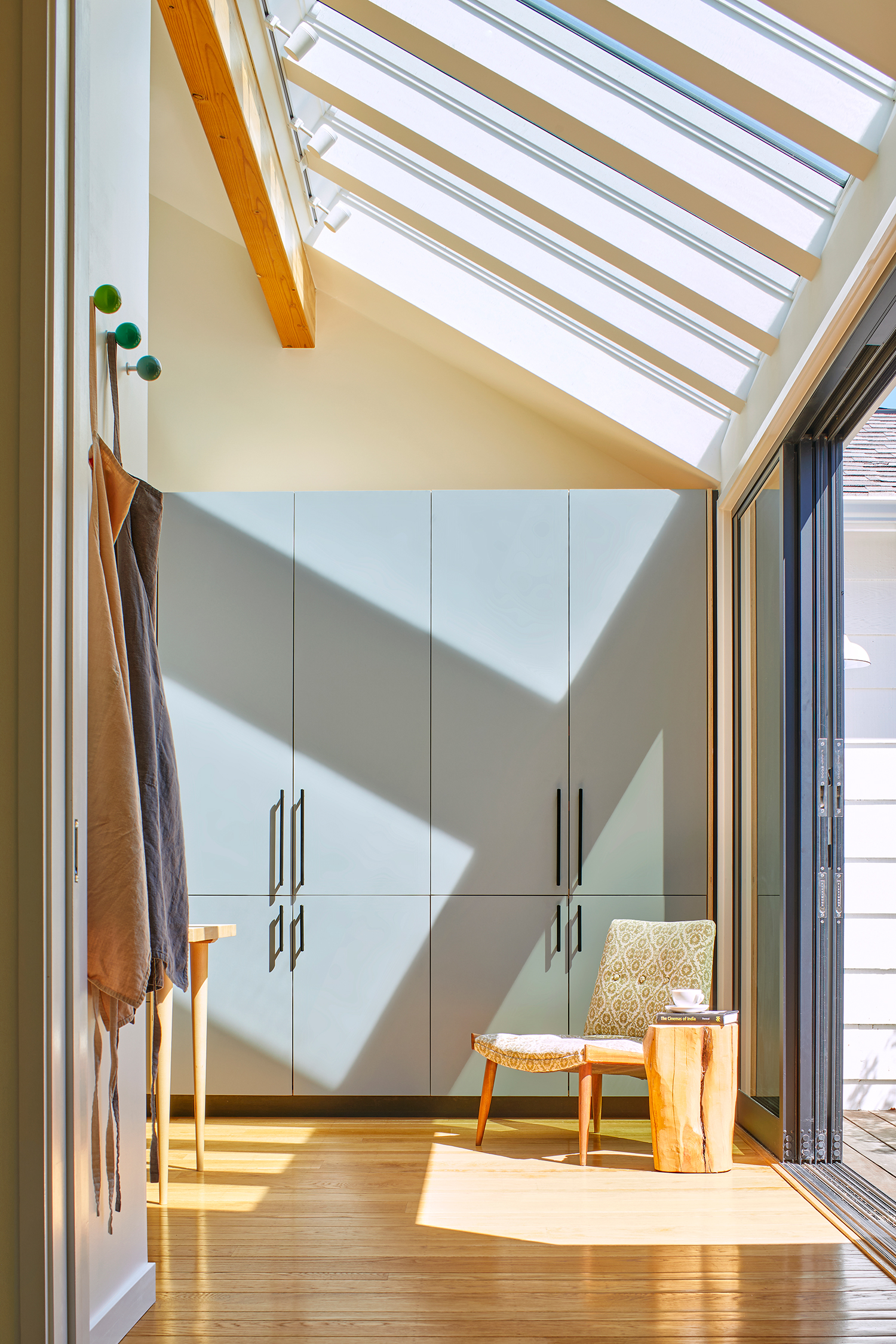 Vaulted Ceilings in Ranch House by Ogawa Fisher Architects