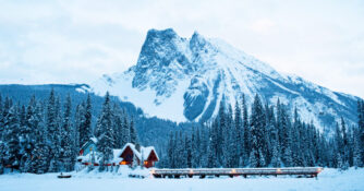 Winter Lodges Emerald Lake Lodge