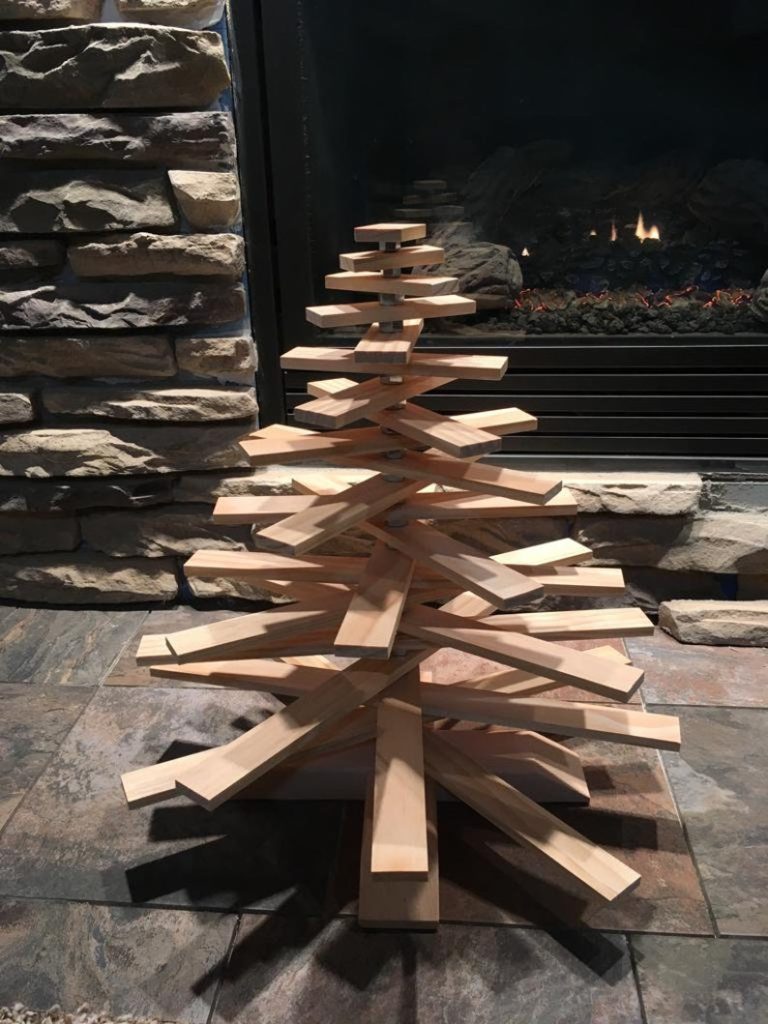 rotating wooden plank christmas tree